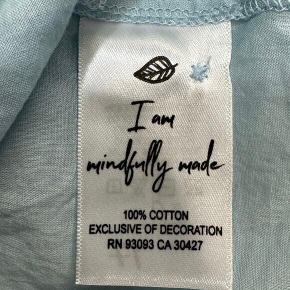 Nic + Zoe Blue Crinkle Shirt Button Up NWT Size M - Picture 13 of 15